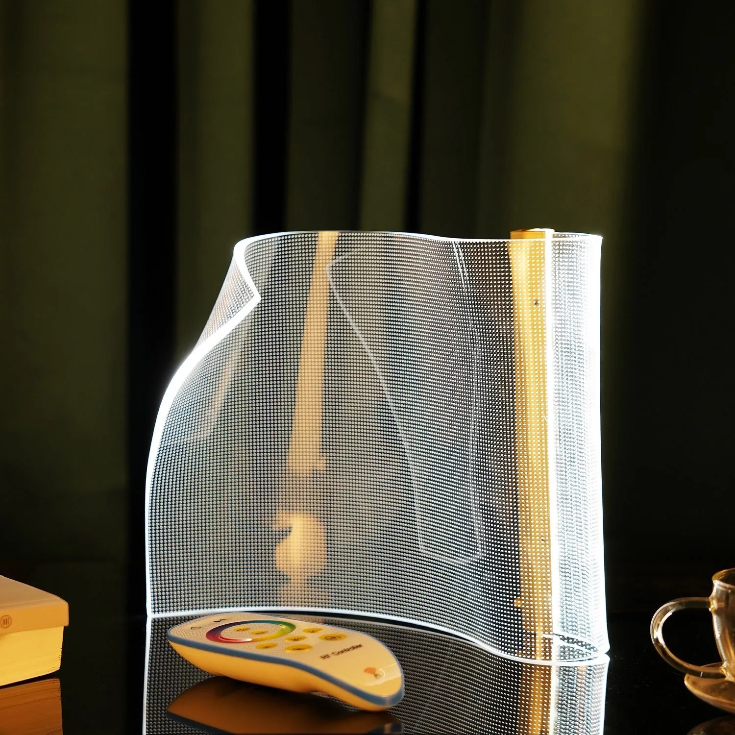 Acrylic Glowing Sheet Table Lamp