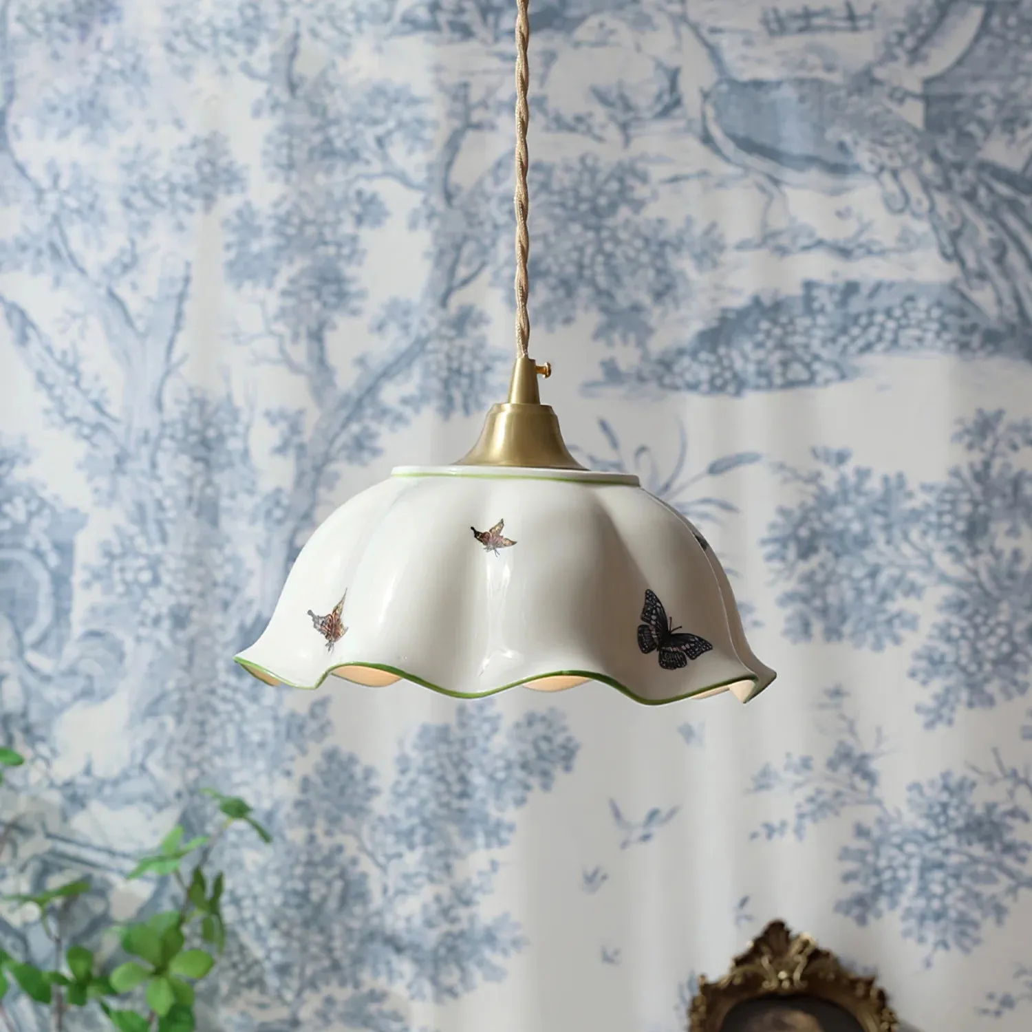 Butterfly Ceramic Pendant Lamp