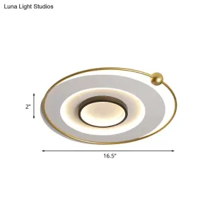 Modern LED Gold Round Flushmount Ceiling Light in White/Warm Light