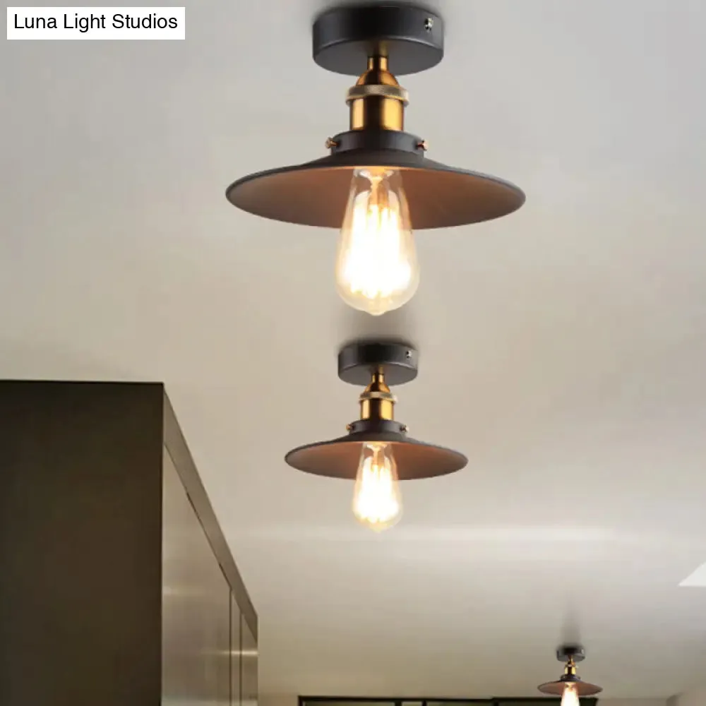 Sleek Saucer Ceiling Light in Black/White for Kitchen - Loft Semi Flush Mount Lighting with 1 Bulb