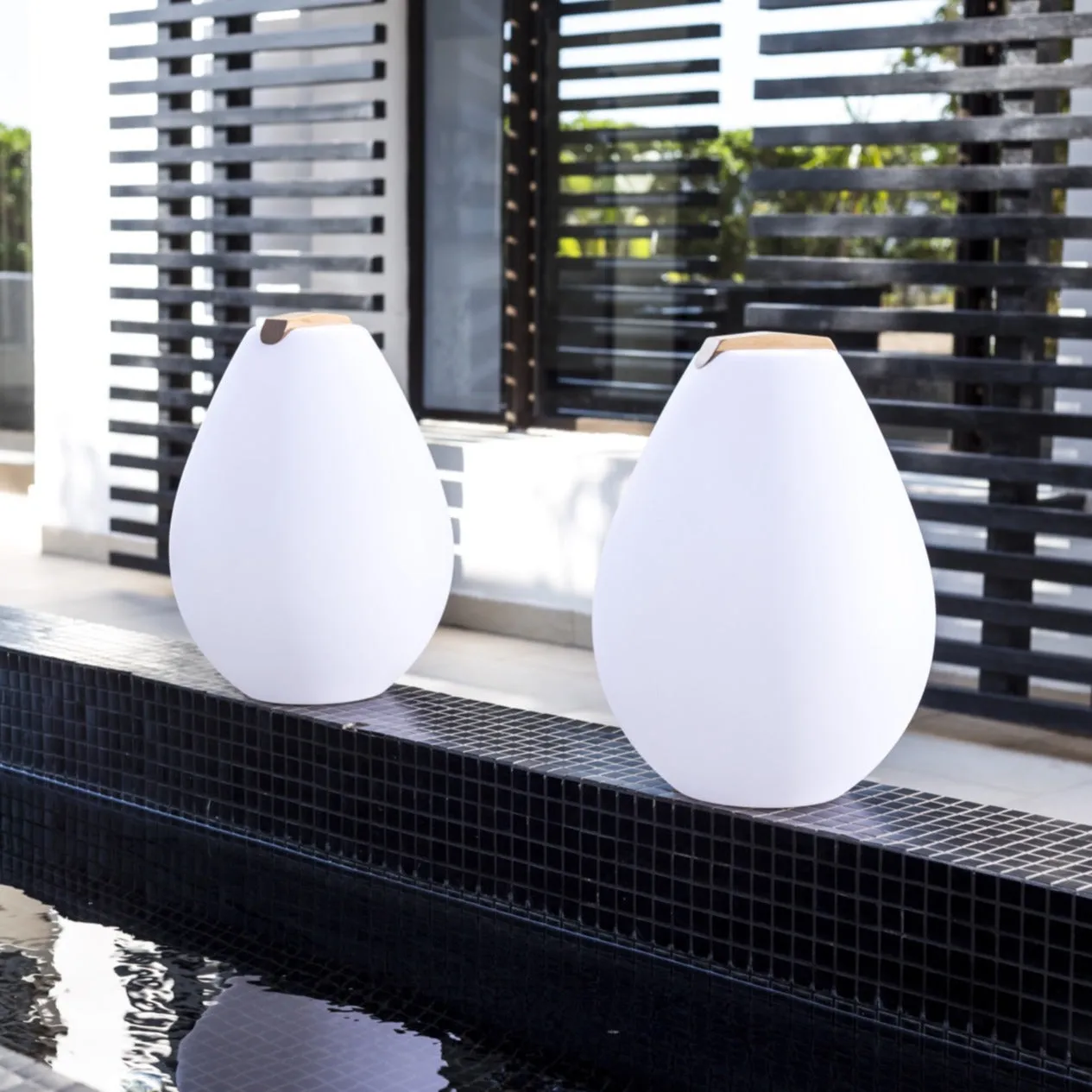 Vessel 2 Outdoor Bluetooth LED Table Lamp